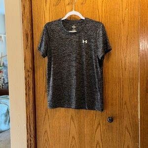 Under Armour Women's Heathered Black Loose Fit Performance Tee